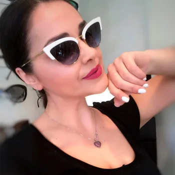 2019 Noua Moda Ochi de Pisică ochelari de Soare Retro Vintage Femei Brand Designe Triunghi Ochi de Pisica Ochelari de Soare de sex Feminin Nuante de Alb UV400