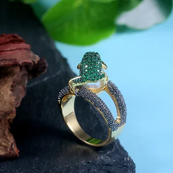 USTAR Noi 2019 Broasca Broasca Creat Perla Inele pentru femei Strălucitor Verde CZ Cristale Degetul Aur Inele de Logodna de sex Feminin Anel cadouri