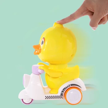 Vanzare Apăsați mică mașină de jucărie Drăguț rață forma de design cu Trei roți mici model de motocicleta Copilul crawling exercitarea în condiții de siguranță non-toxice